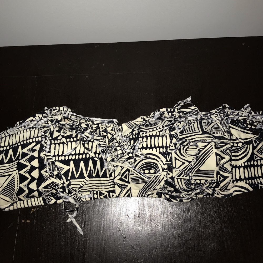 Billabong Swim Top
